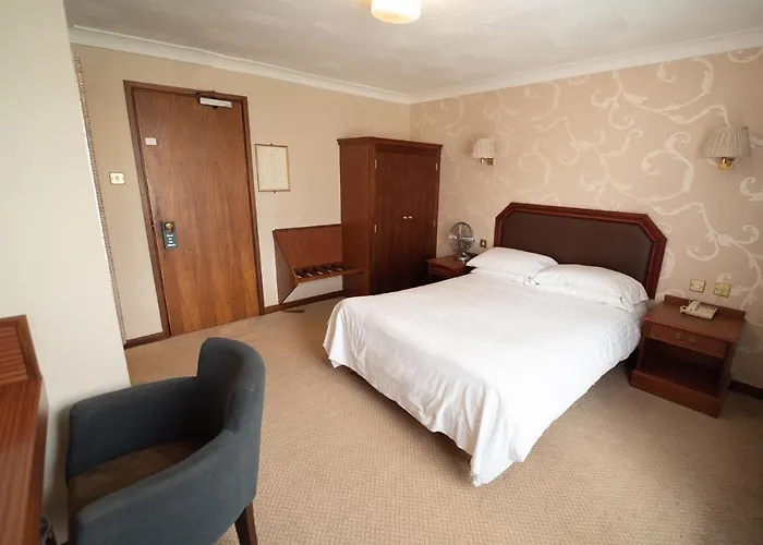 Littlebury Hotel