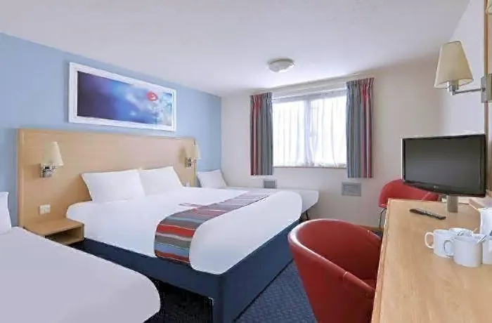 Travelodge Bicester Cherwell Valley M40