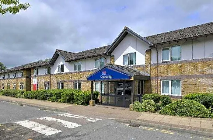 Travelodge Bicester Cherwell Valley M40
